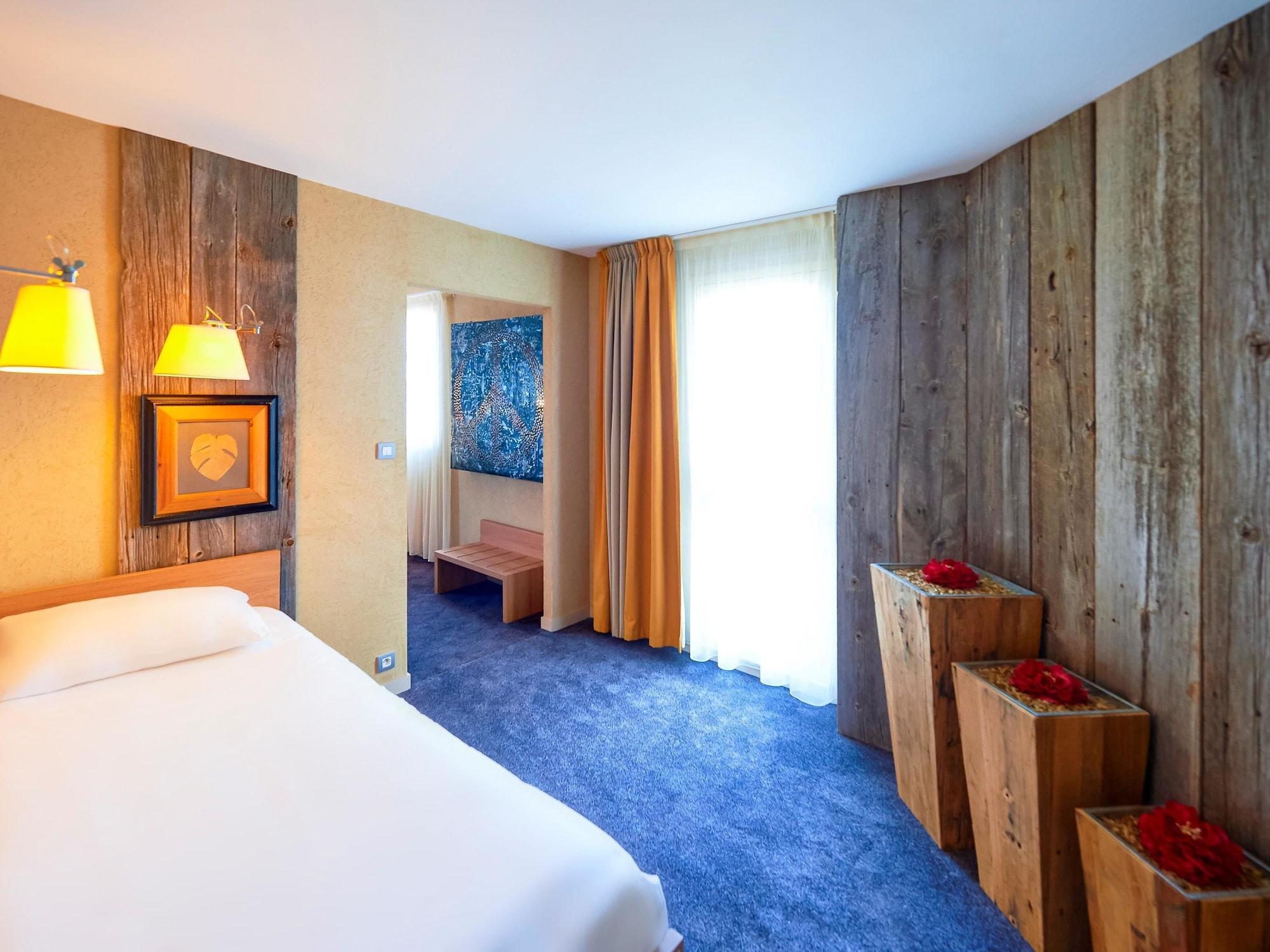 ホテル Ibis Styles ショレ エクステリア 写真