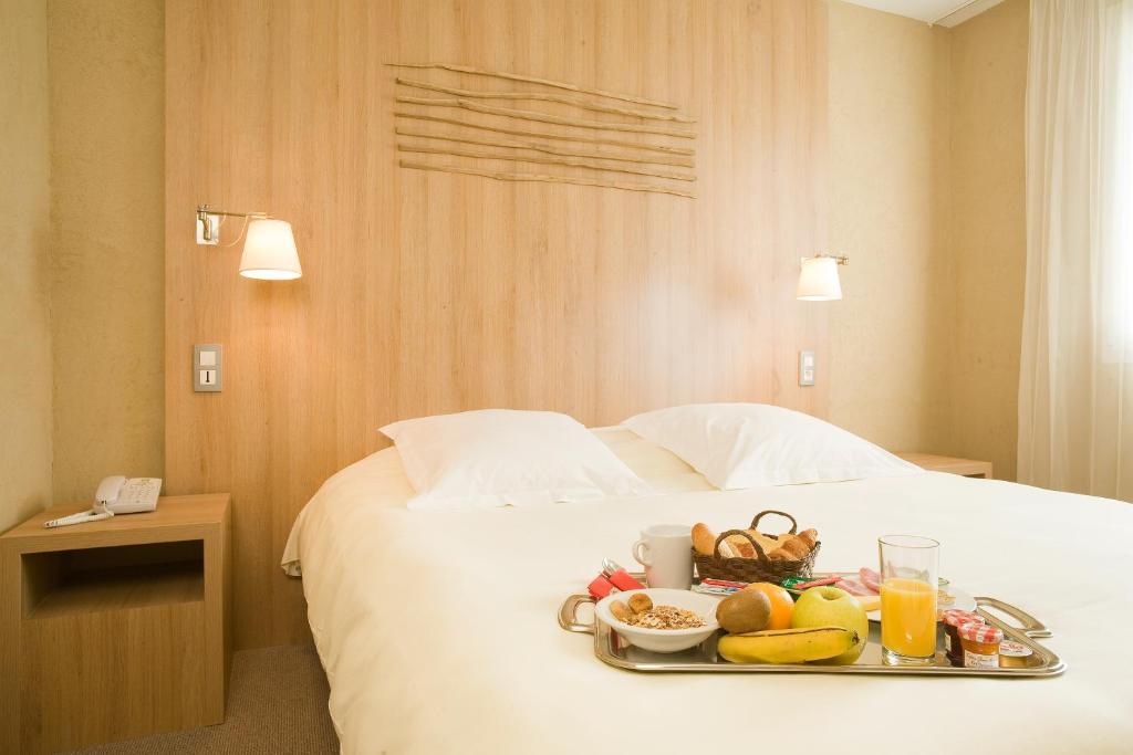 ホテル Ibis Styles ショレ 部屋 写真