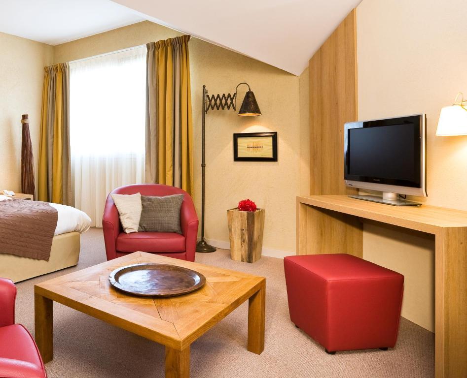 ホテル Ibis Styles ショレ 部屋 写真